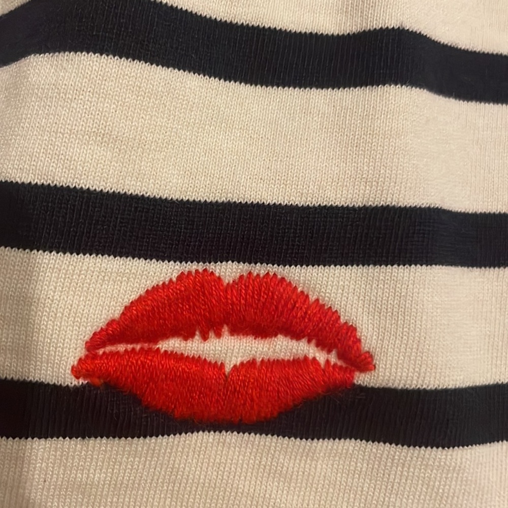 J. Crew Embroidered Lips Striped Long-sleeve T-Shirt-Sz M EUC - Picture 3 of 5